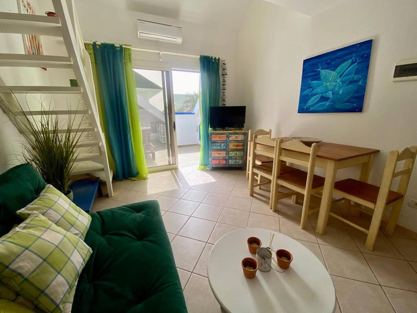 Leme Bedje Two Bedroom - By Bobbywashere Санта-Мария Экстерьер фото