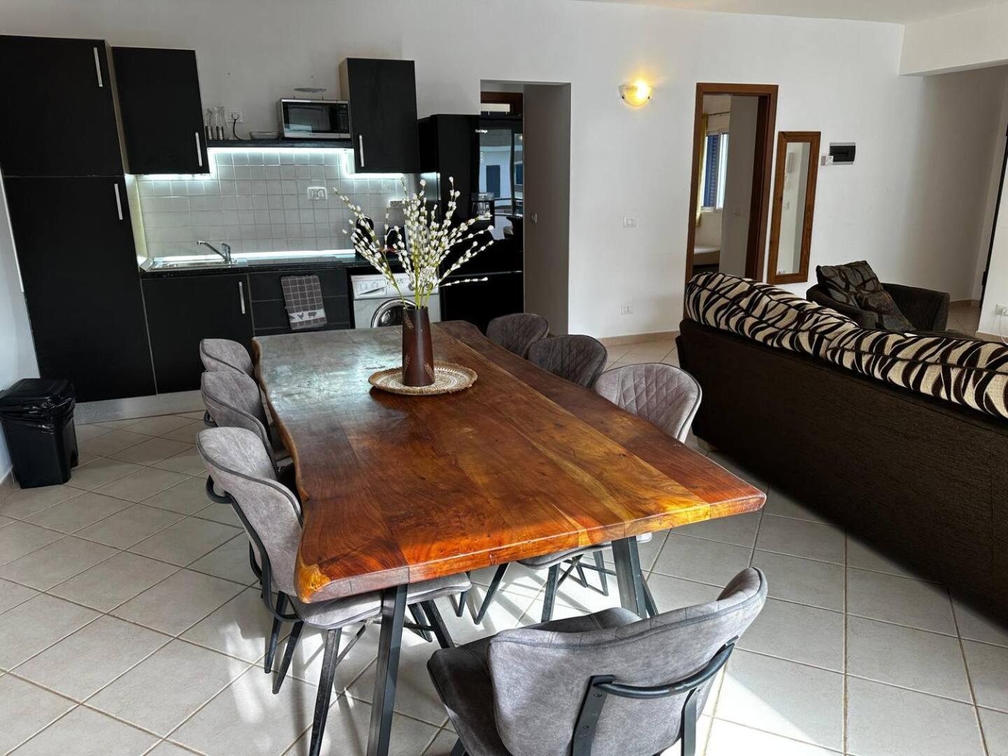 Leme Bedje Two Bedroom - By Bobbywashere Санта-Мария Экстерьер фото