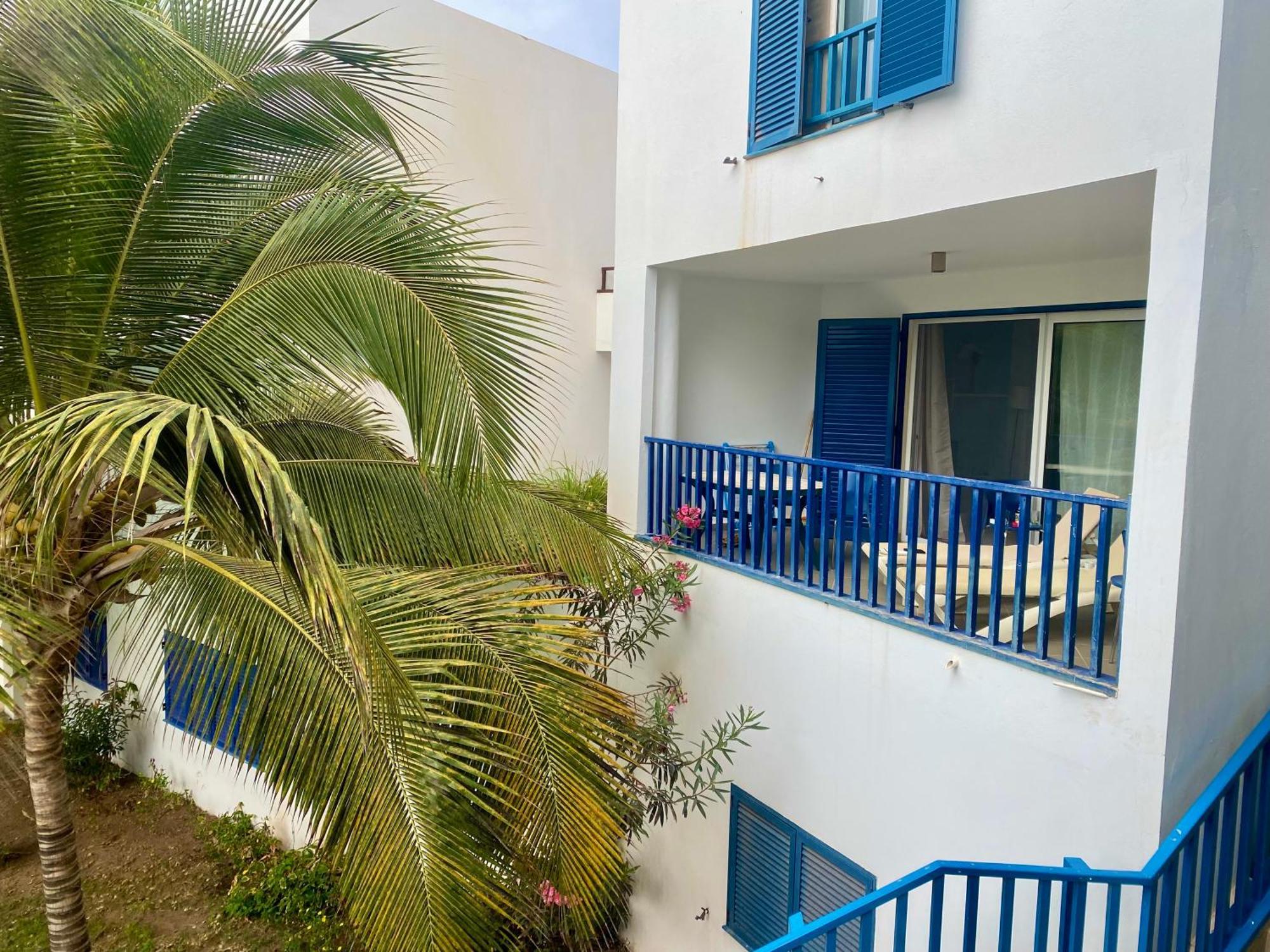 Leme Bedje Two Bedroom - By Bobbywashere Санта-Мария Экстерьер фото